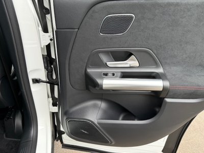 2024 Mercedes-BENZ GLA thumbnail 31