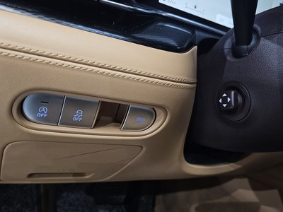 2022 Genesis G90 (RS4) — миниатюра 12