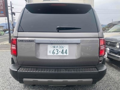 TOYOTA LAND CRUISER 250 - 8