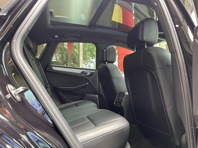 2019 Porsche MACAN — миниатюра 28