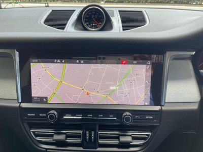 2019 Porsche MACAN — миниатюра 21