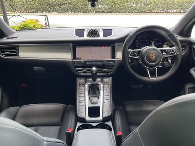 2019 Porsche MACAN — миниатюра 24
