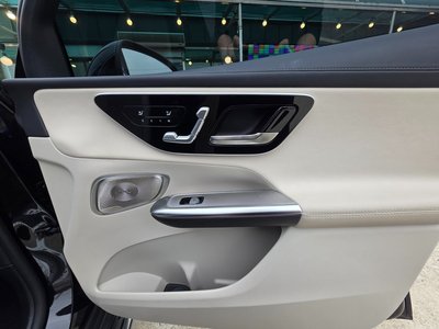 MERCEDES-BENZ GLC - 9