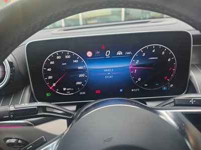 MERCEDES-BENZ GLC - 7