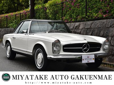MERCEDES-BENZ SL - 1
