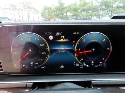 MERCEDES-BENZ GLE-CLASS - 9