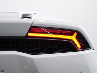 2016 Lamborghini HURACAN thumbnail 28