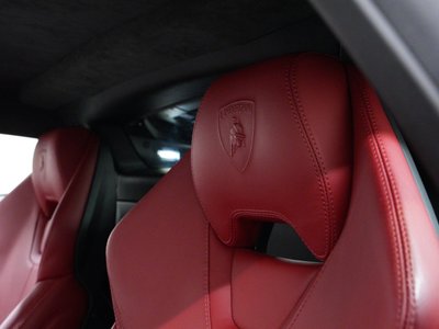 2016 Lamborghini HURACAN thumbnail 33