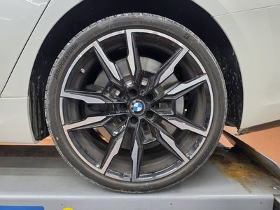 BMW 8 SERIES - 6