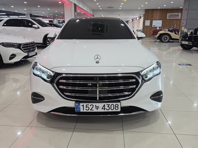 MERCEDES-BENZ E-CLASS - 2