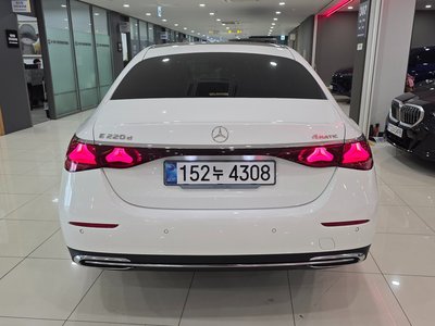 MERCEDES-BENZ E-CLASS - 3