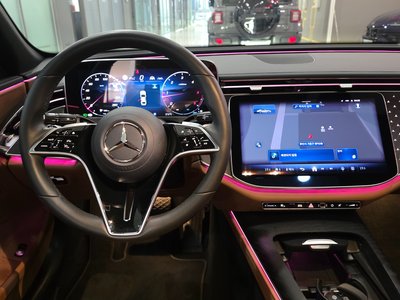 MERCEDES-BENZ E-CLASS - 4