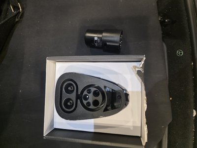 TESLA MODEL Y - 8