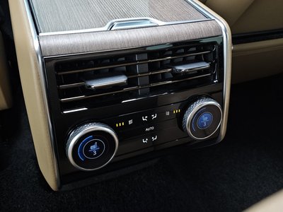 2023 LAND Rover RANGE ROVER — миниатюра 22