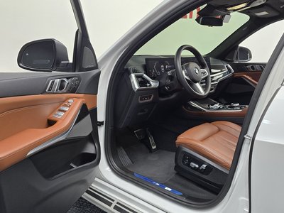 صورة 10 لـ 2024 BMW X7