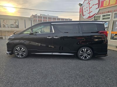 TOYOTA ALPHARD - 4