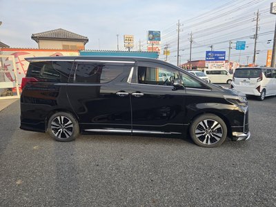 TOYOTA ALPHARD - 3