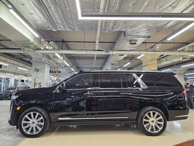 CADILLAC ESCALADE 5TH GENERATION - 4