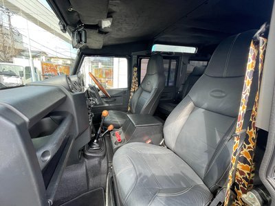 LAND ROVER DEFENDER - 3