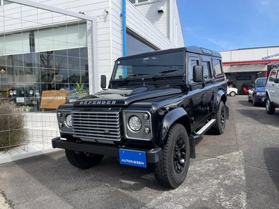 LAND ROVER DEFENDER - 1
