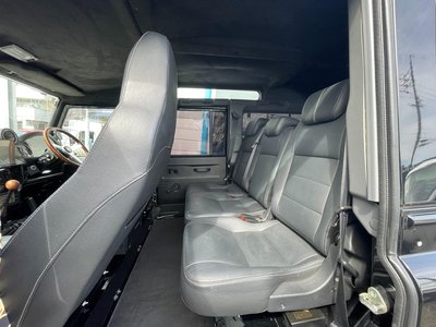 LAND ROVER DEFENDER - 5