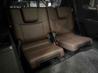 TOYOTA LAND CRUISER 250 - 10