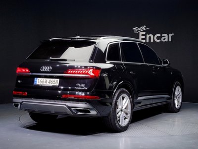 AUDI Q7 - 3