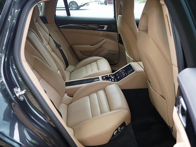 2020 Porsche PANAMERA thumbnail 11