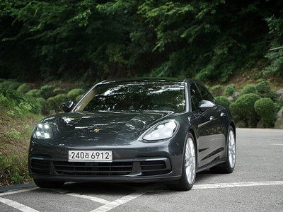 صورة 5 لـ 2020 Porsche PANAMERA
