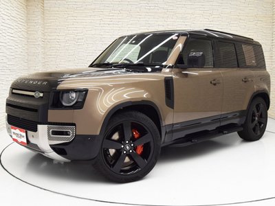 LAND ROVER DEFENDER - 4