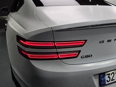 2022 Genesis G80 (RG3) photo 10