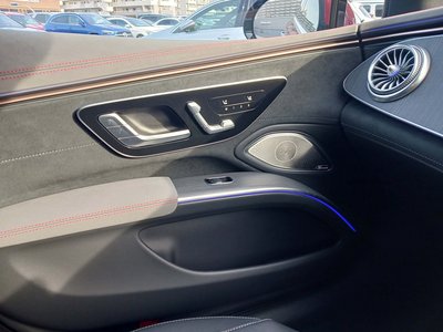 MERCEDES-BENZ EQS - 10