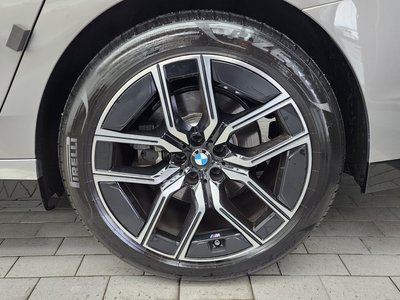 2023 BMW 7 SERIES photo 8