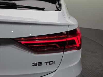 2022 AUDI Q3 — фото 10