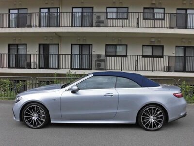MERCEDES-BENZ E-CLASS CABRIOLET AMG - 5