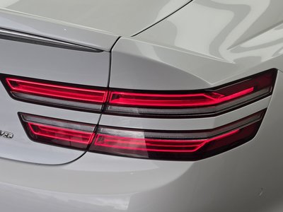 صورة 10 لـ 2021 GENESIS G80 (RG3)