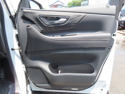2024 Toyota ALPHARD 缩略图 39