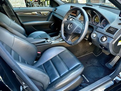 2010 Mercedes-BENZ C-CLASS AMG — миниатюра 11