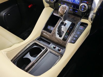 صورة مصغرة 15 لـ 2023 TOYOTA ALPHARD