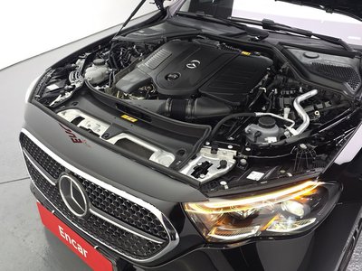 MERCEDES-BENZ E-CLASS - 7