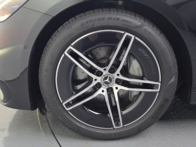 MERCEDES-BENZ E-CLASS - 6