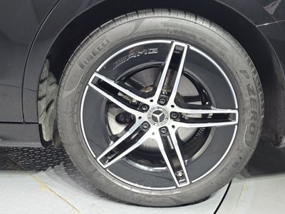MERCEDES-BENZ E-CLASS - 8