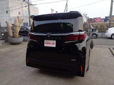 2026 Toyota ALPHARD — миниатюра 13