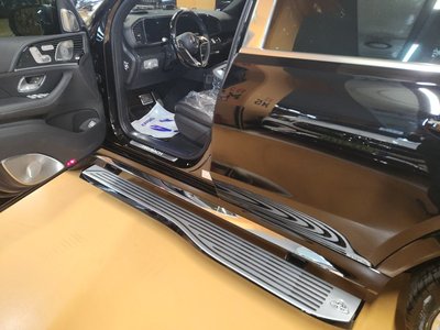 MERCEDES-BENZ GLS - 9