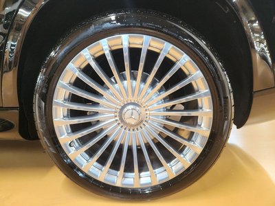 MERCEDES-BENZ GLS - 6