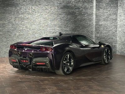 FERRARI SF90 STRADALE - 2