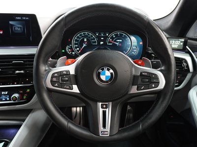 2018 BMW M5 — фото 13