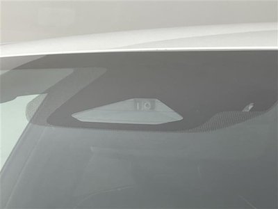 TOYOTA CROWN CROSSOVER - 2