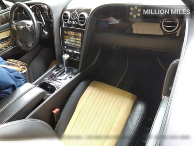 BENTLEY FLYING SPUR - 3