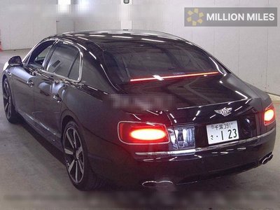 BENTLEY FLYING SPUR - 2